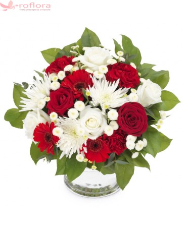 Duet Floral – Buchet din trandafiri, crizanteme si gerbera