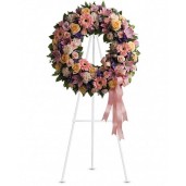 Beautiful Times - Coroana din trandafiri, minirose, gerbere roz si garoafe albe