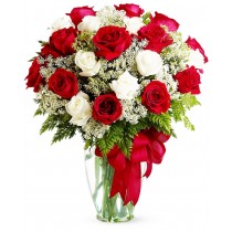 Iubire si devotament – Buchet din trandafiri rosii si albi